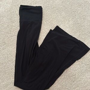 Athleta black flare leggings S
